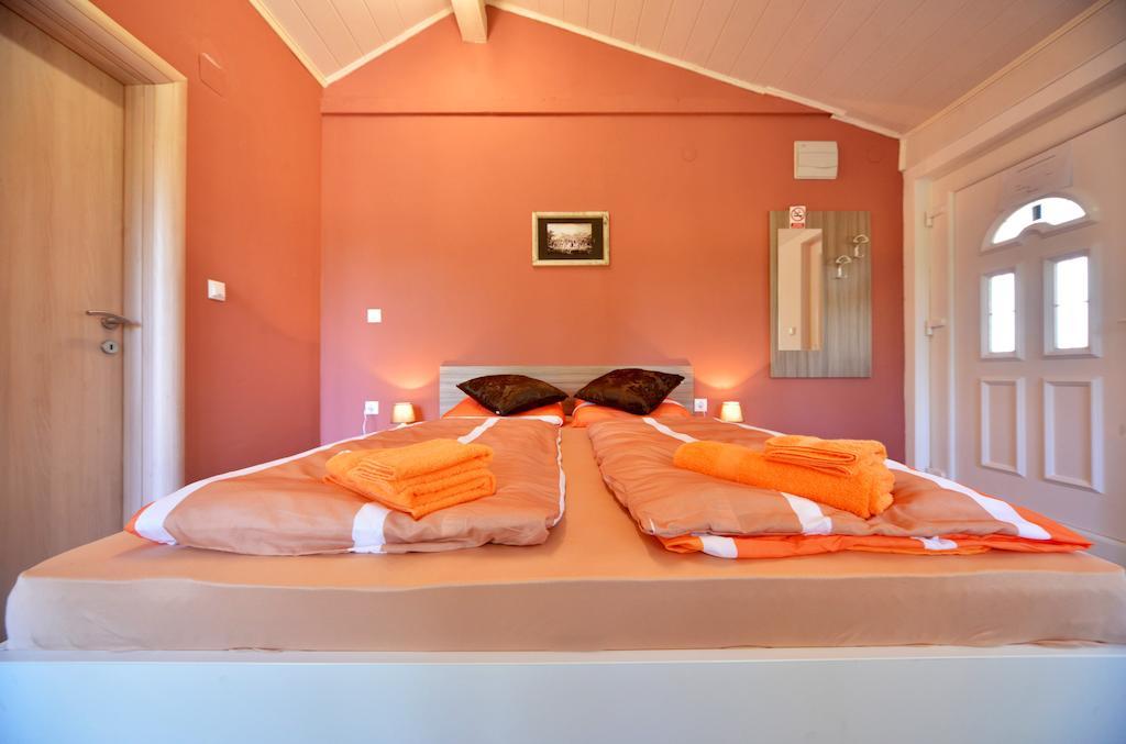 Guest House Rudine سلوني الغرفة الصورة